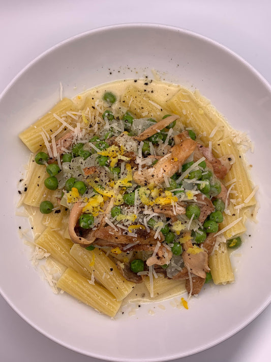 Rigatoni with Pink Oyster Mushrooms and Peas